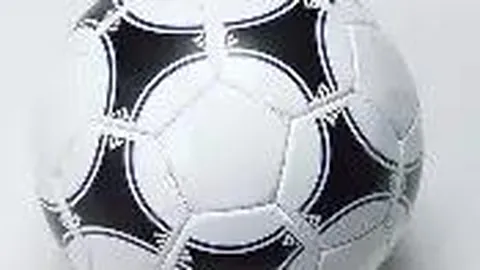 霍建华与火锅店老板亲密合影，亲昵唤“妹妹”